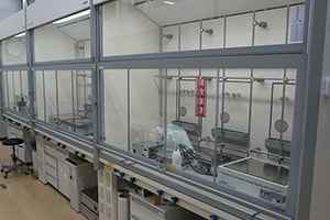 サムネイル 実験室